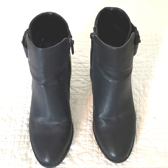 Apt 9 Fulton Black Heeled Ankle Boots size 6 1/2 - Picture 2 of 13